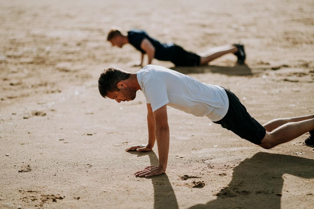 découvrez les bienfaits de l'activité physique pour votre santé et votre bien-être. apprenez comment intégrer des exercices variés dans votre quotidien pour améliorer votre condition physique, renforcer votre cœur et booster votre moral.